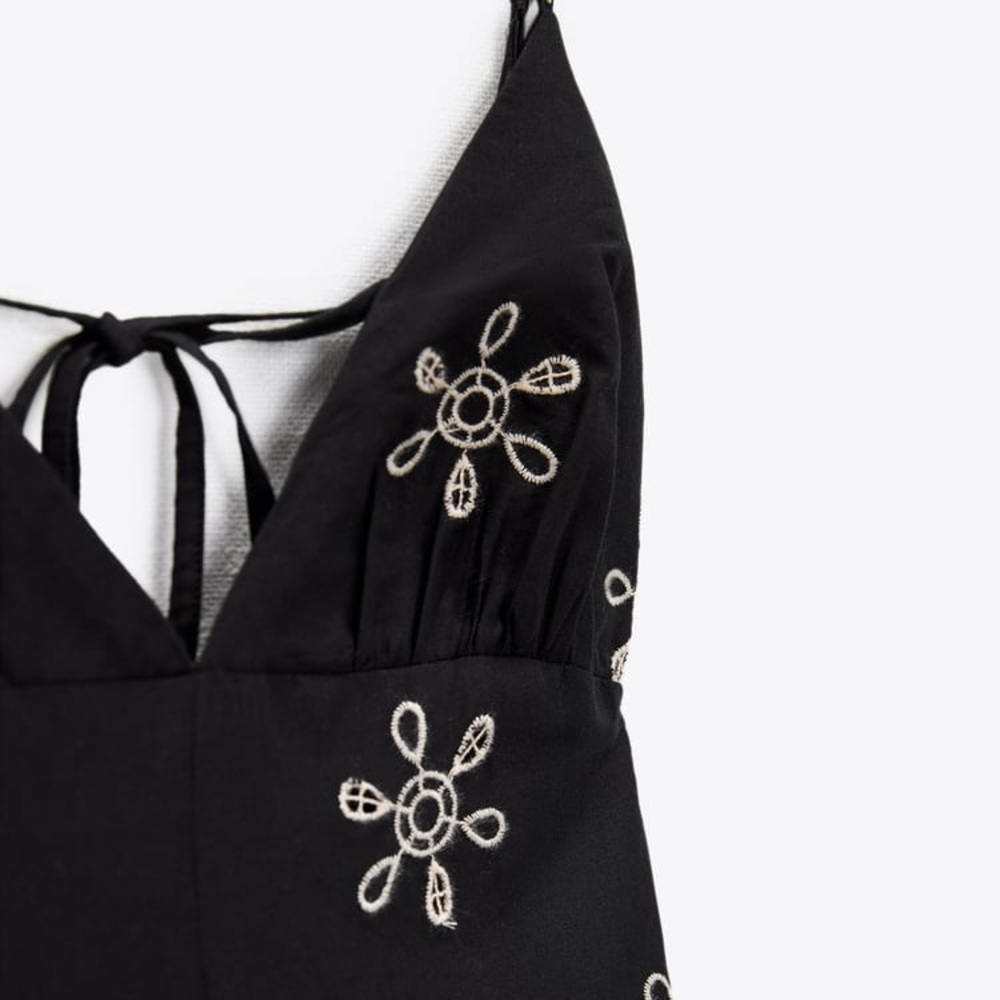 ZARA EMBROIDERED DRESS‎ - Picture 3 of 8